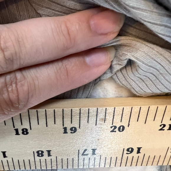 FAUX WRAP TOP LIGHT GRAY SUPER CUTE SOFT LONG SLEEVE RIBBED TEXTURE L WANTABLE - Picture 12 of 14